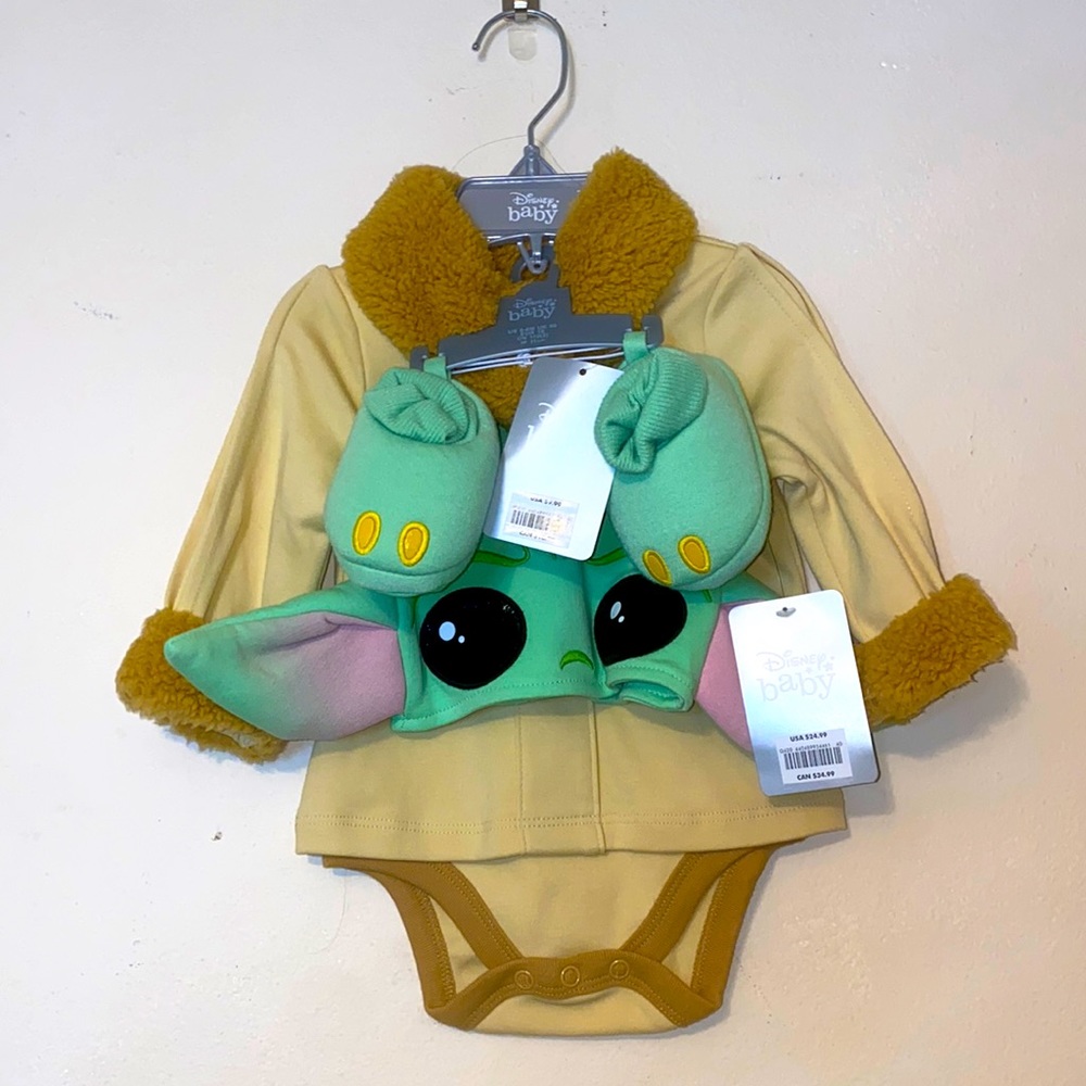 Baby Yoda Disney Outfit